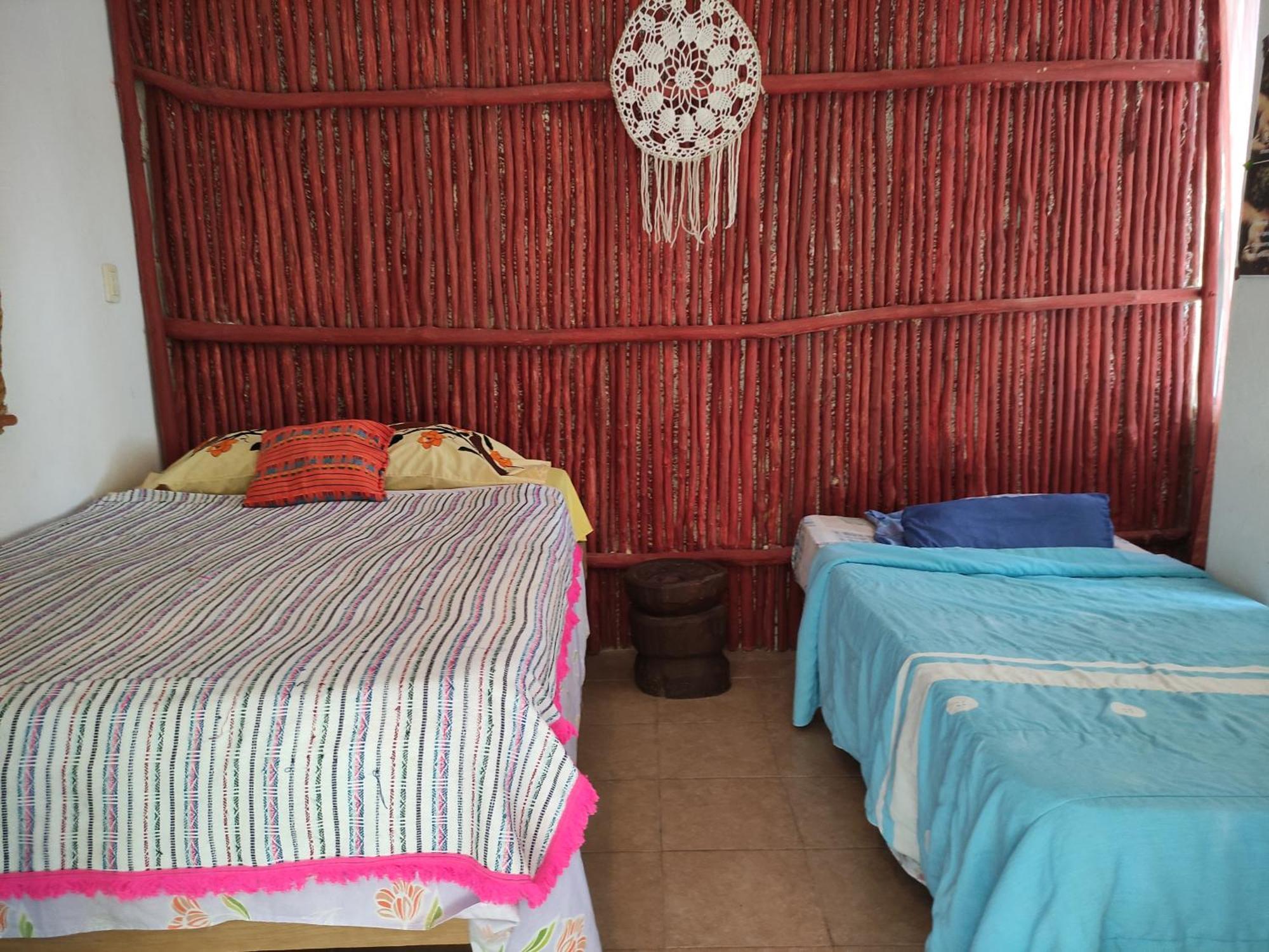 Near Lake Hostal Bacalar Room photo